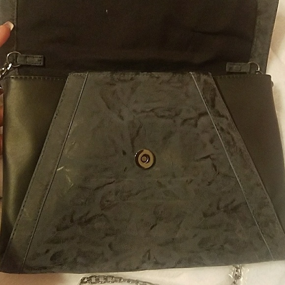 Rustic Gray/Black Clutch - Picture 8 of 8